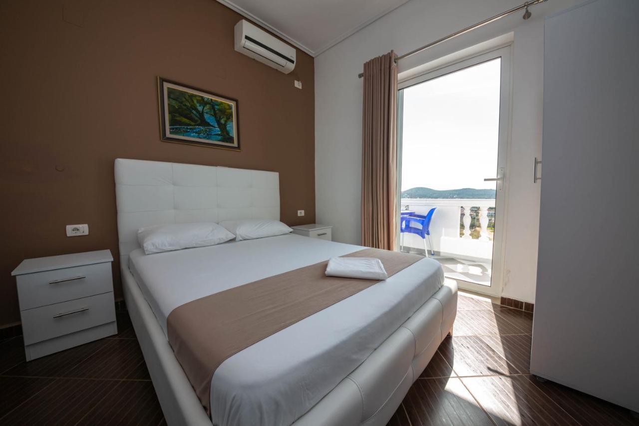 Vale Deti Rooms 卡萨米尔 外观 照片